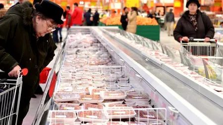 Soția patronului firmei care distribuit în 36 de județe 2.000 de caserole de mici ce ar conține carne de cal lucrează la DSV Prahova
