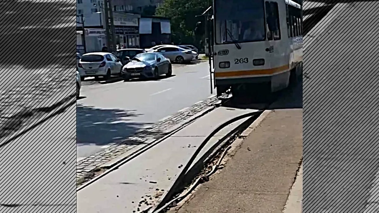 Semnal de alarmă după ce o șină a trecut prin podeaua unui tramvai și a lovit un călător: „Ca în filmele de groază. Putea să fie strivit”. Cum răspunde STB