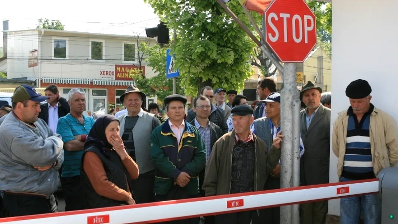 SONDAJ IRES.Lipsa locurilor de muncă și criza politică, principalele motive de îngrijorare ale românilor în 2012