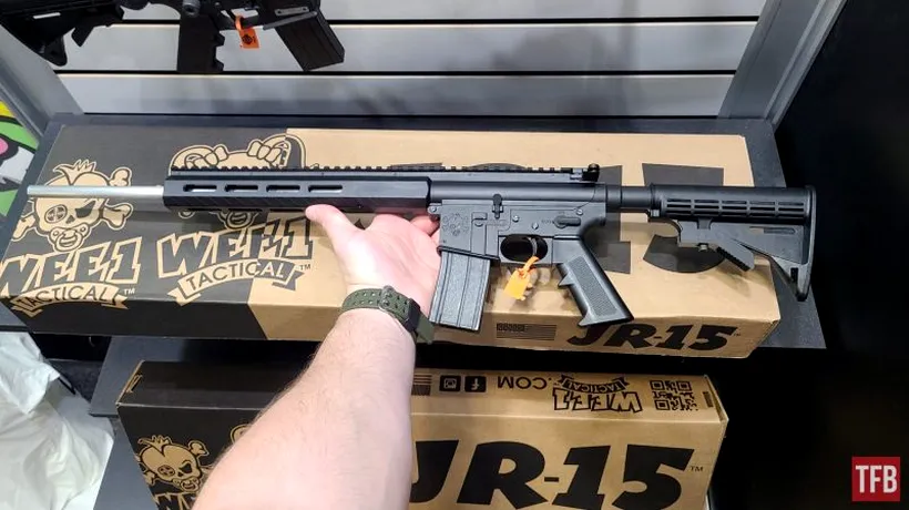 O companie de armament din SUA a scos la vânzare ”mini-arme de asalt” pentru copii. Cum a reacționat Joe Biden
