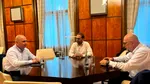 Liderii PNL, USR, UDMR s-au întâlnit și s-au fotografiat astăzi în în timpul negocierilor politice