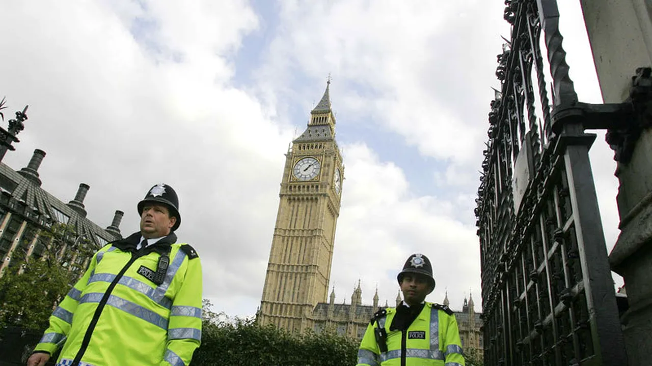 MAREA BRITANIE AR PUTEA INTRODUCE CONTROLUL LA GRANIȚE pentru a bloca afluxul de imigranți din unele state membre UE, cel mai probabil România și Bulgaria