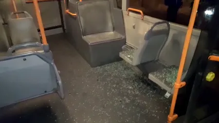 S-a tras cu un pistol cu bile metalice asupra unui autobuz STB. Incidentul a avut loc în cartierul Bucureștii Noi (VIDEO)