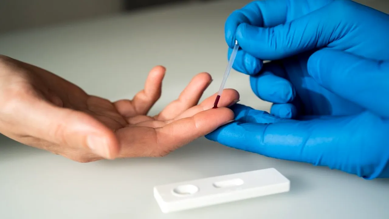 Teste rapide pentru turiștii care intră în Grecia prin punctul Promachonas. Ce categorie este exclusă de la testare