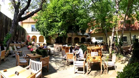 VESTE. Cel mai așteptat anunț al anului 2020! Este oficial! Când se redeschid terasele și plajele