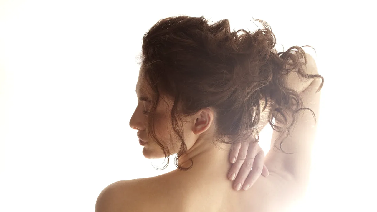 5 remedii naturale care te scapă de durerile de spate
