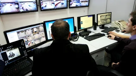 Persoanele cu handicap și însoțitorii, scutiți de la plata rovignetei la autovehicule