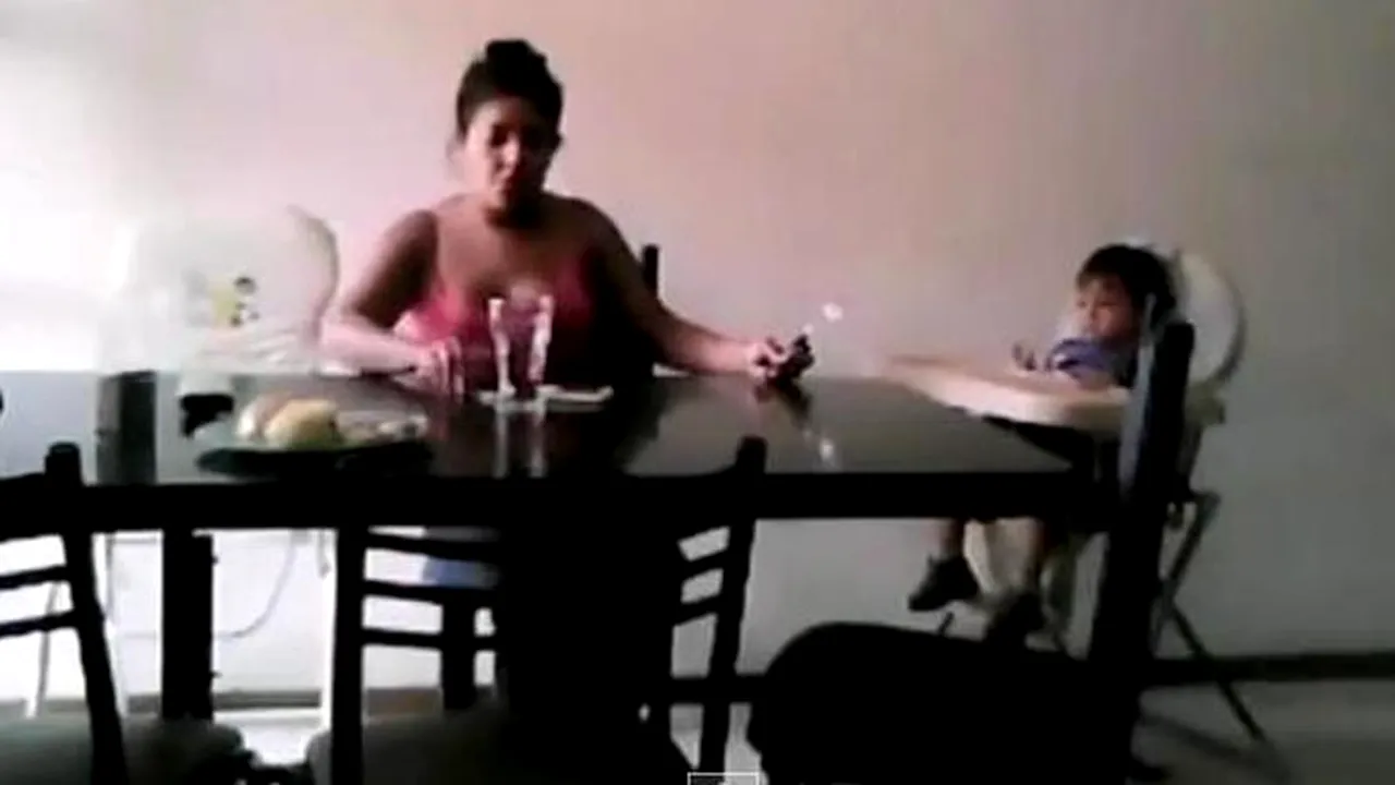 O bonă a făcut un lucru revoltător, iar camera video ascunsă în casă a filmat totul