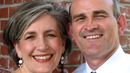 Un pastor s-a sinucis după ce numele lui a fost publicat de hackeri în urma atacului asupra site-ului de relații extraconjugale Ashley Madison