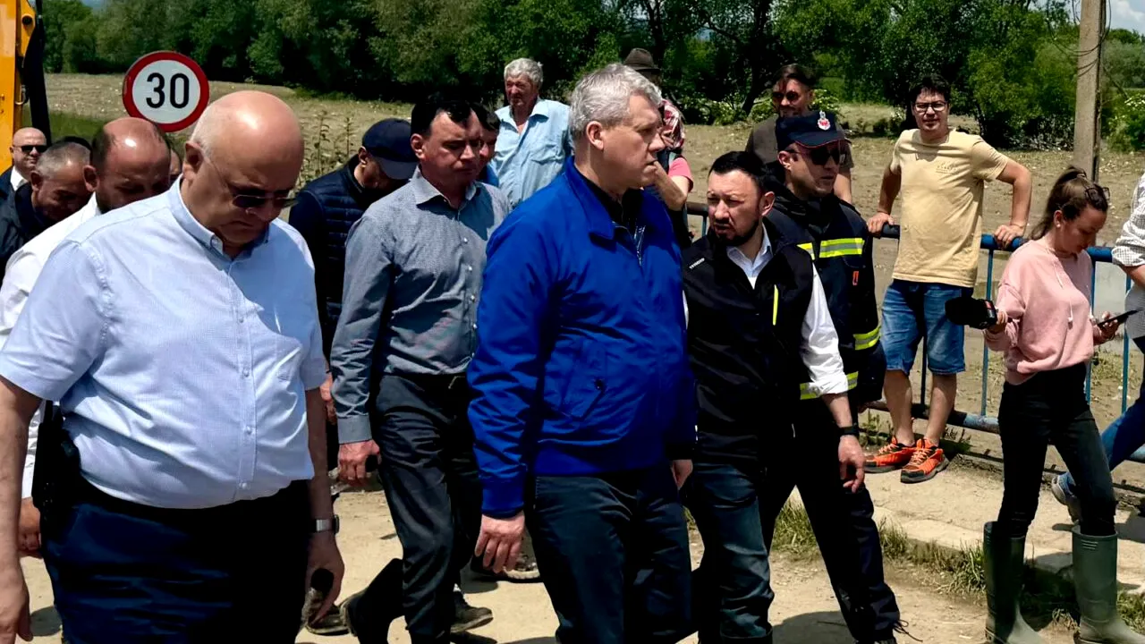 Mircea Fechet, prezent în Covasna: „Ne vom asigura că fiecare gospodărie și fiecare om își va relua viața obișnuită”
