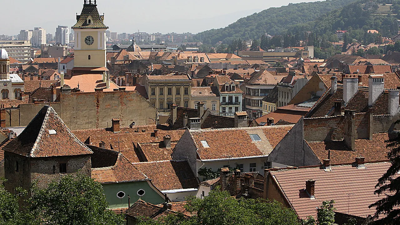 Un bloc în pericol de prăbușire, după ce terenul de sub fundație s-a surpat