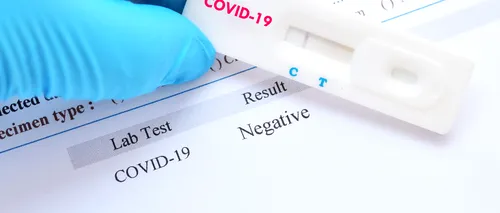 Varianta Omicron îi îngrozește pe specialiști: Pasageri vaccinaţi anti-Covid-19 şi testaţi negativ la plecarea din Africa de Sud, testaţi pozitiv la sosirea în Olanda
