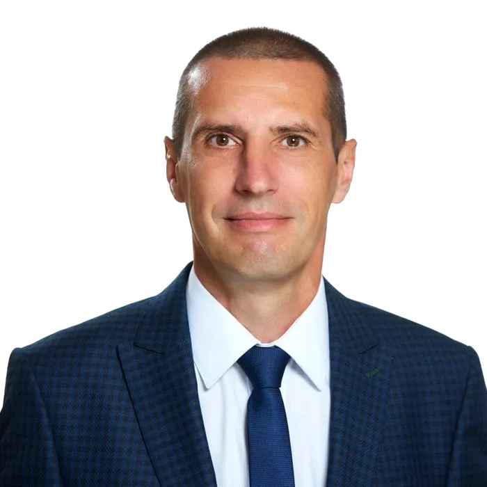 Florin Zaharia, director de cabinet și comandant de cursă lungă