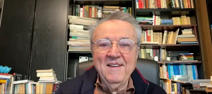 Ion Cristoiu, scriitor și publicist