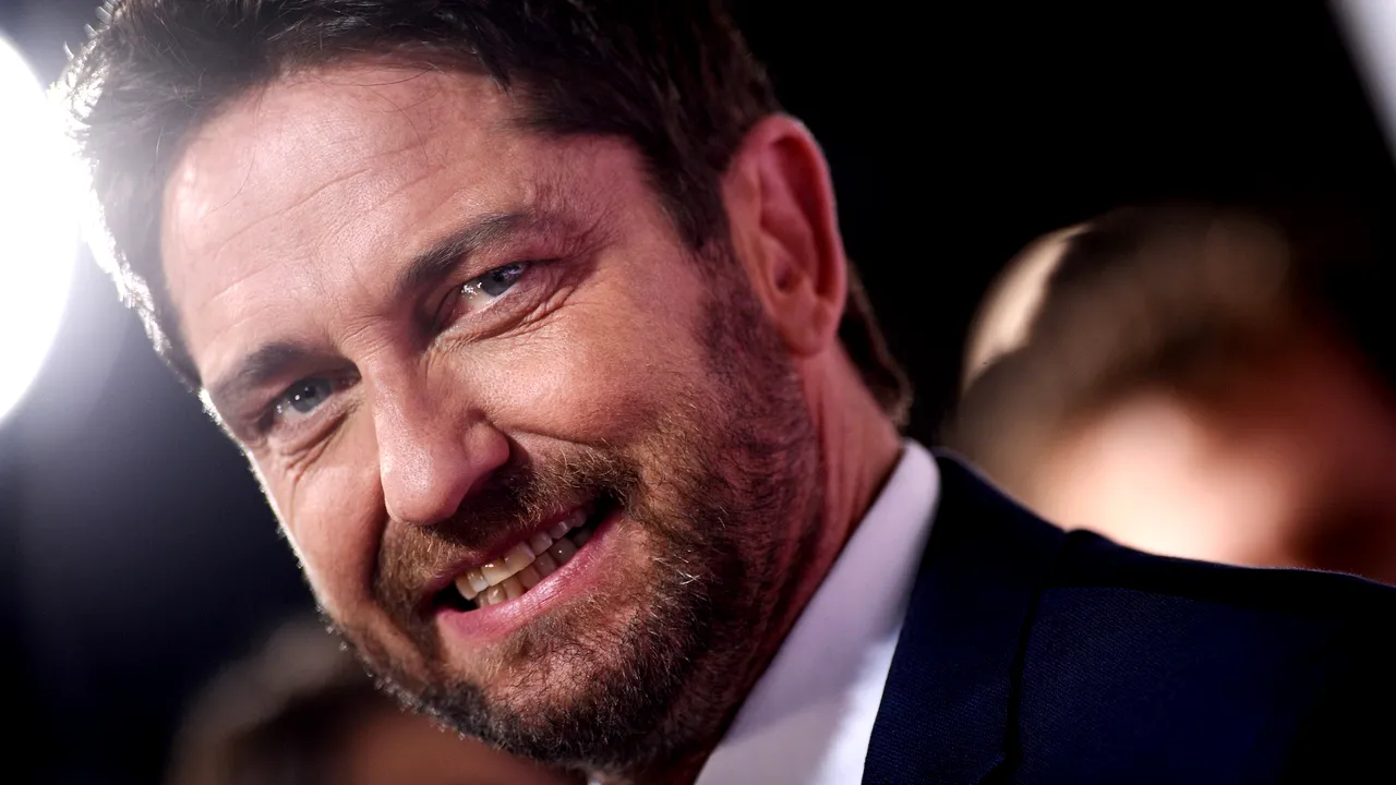 Gerard Butler iubește din nou. Apariție surprinzătoare pe covorul roșu alături de noua sa parteneră