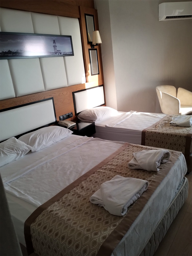 Cum arată o camera într-un hotel de 5 stele din Turcia, de fapt. 