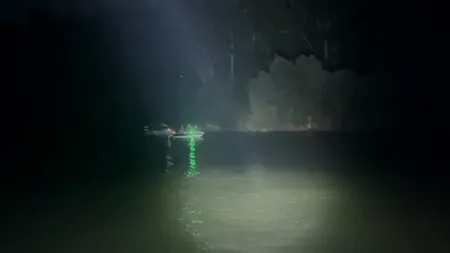 VIDEO. Două ambarcațiuni s-au ciocnit pe brațul Sfântu-Gheorghe! O persoană este dispărută și alte două au fost rănite grav