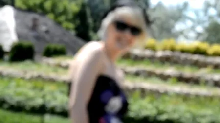 O cântăreață din România, ARESTATĂ pentru trafic de droguri