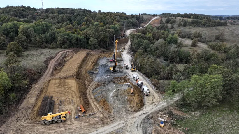 Autostrada LUGOJ-DEVA avansează în ritm susținut/DRDP a postat imagini cu stadiul LUCRĂRILOR