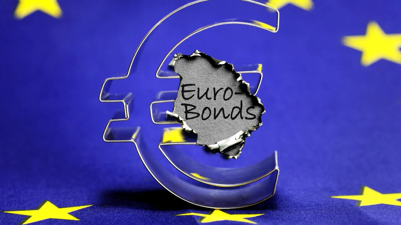 Bloomberg: În timp ce MACRON este distras de problemele interne, Germania blochează inițiativa suportării în comun a creditelor pentru apărarea UE