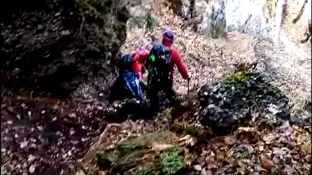 Un bărbat a rămas blocat sub Crucea Caraiman. Nu era echipat și a ignorat avertismentele