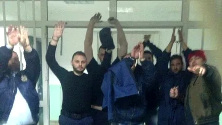 Un asasin profesionist albanez a luat șase ostatici într-o închisoare din Grecia