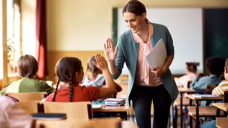 Gradația de merit 2026. Ministerul Educației introduce pentru prima dată criterii oficiale pentru acest spor salarial