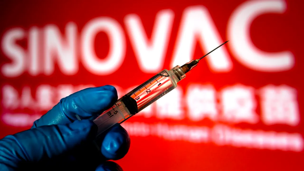Vaccinul anti-COVID-19 produs de compania chineză Sinovac, aprobat de Organizația Mondială a Sănătății pentru utilizare de urgență