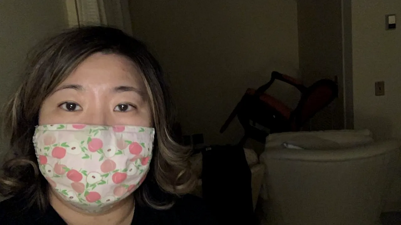 Imaginile care au devenit virale: O senatoare a stat ascunsă cinci ore în biroul din Capitoliul american de frica susținătorilor lui Trump