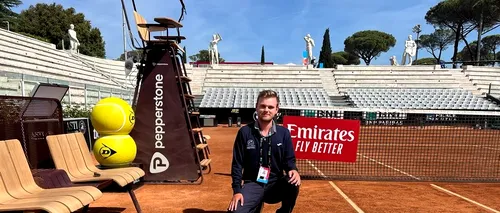 EXCLUSIV | Povestea lui Andrei Brisc, singurul arbitru român la turneul de tenis de la Roma. Cum a ajuns la doar 20 de ani să-și spună cuvântul în meciurile „greilor” din tenis Simona Halep și Novak Djokovic (GALERIE FOTO)