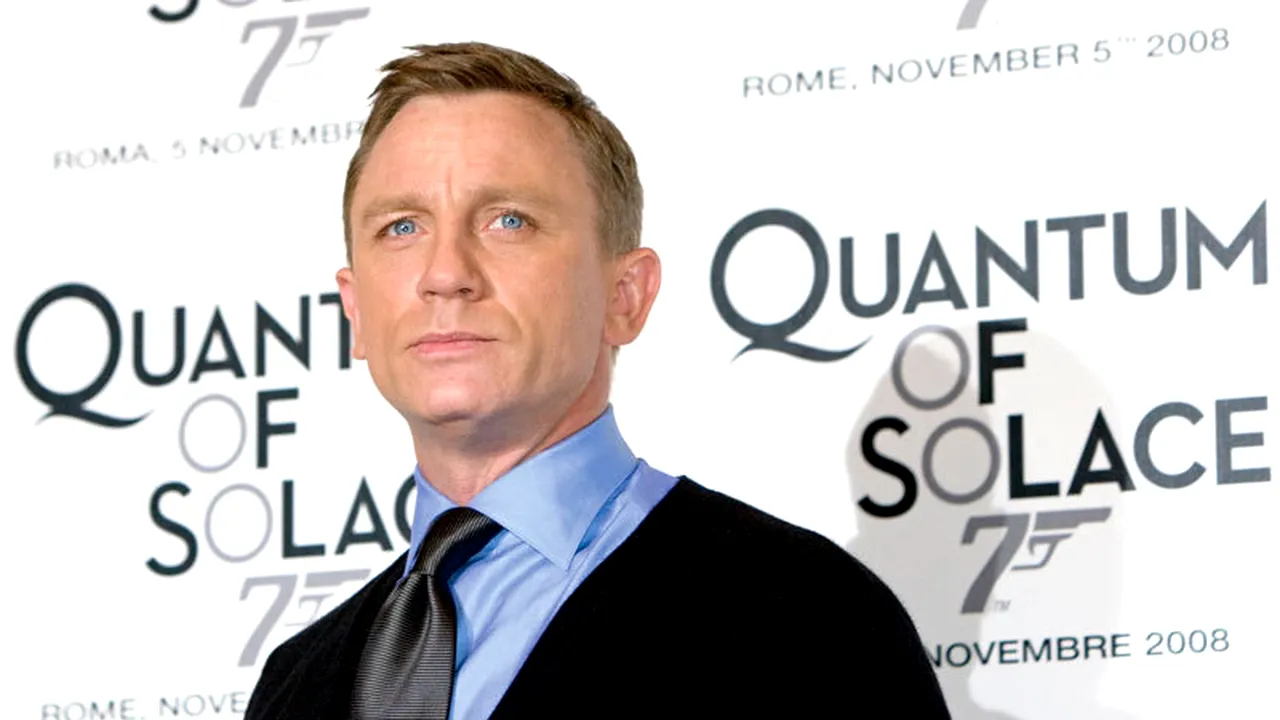 Un slip purtat de Daniel Craig în 