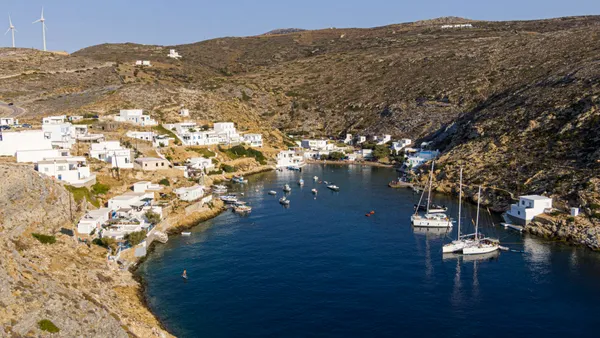 Insula de basm a Greciei: la fel de frumoasă ca Creta sau Corfu, dar puțini români știu de ea