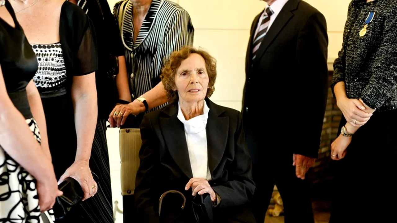 Alte două festivaluri, program modificat din cauza doliului național