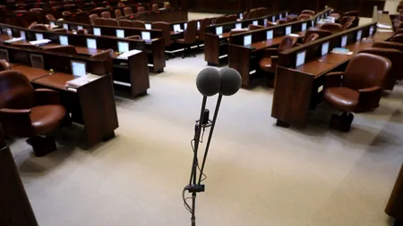 „Democrația costă