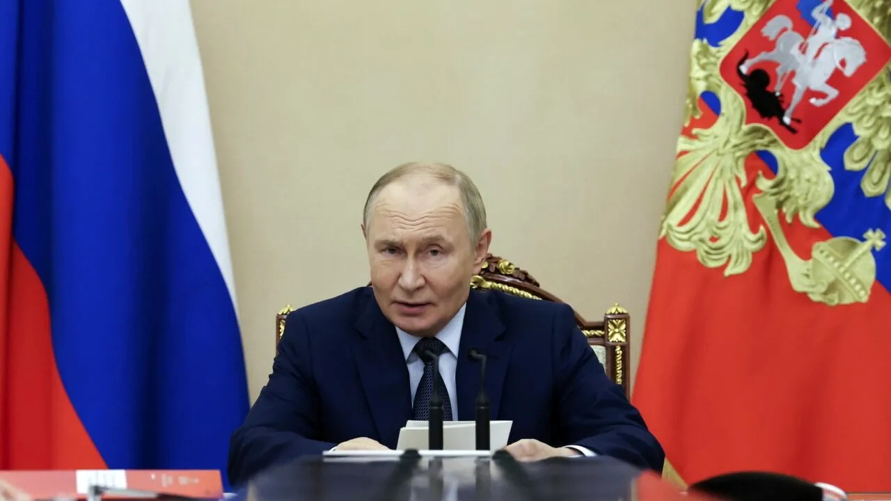 Vladimir Putin îi propune lui Trump prelungirea cu un an a Tratatului armelor NUCLEARE /”Doar dacă Statele Unite procedează la fel”