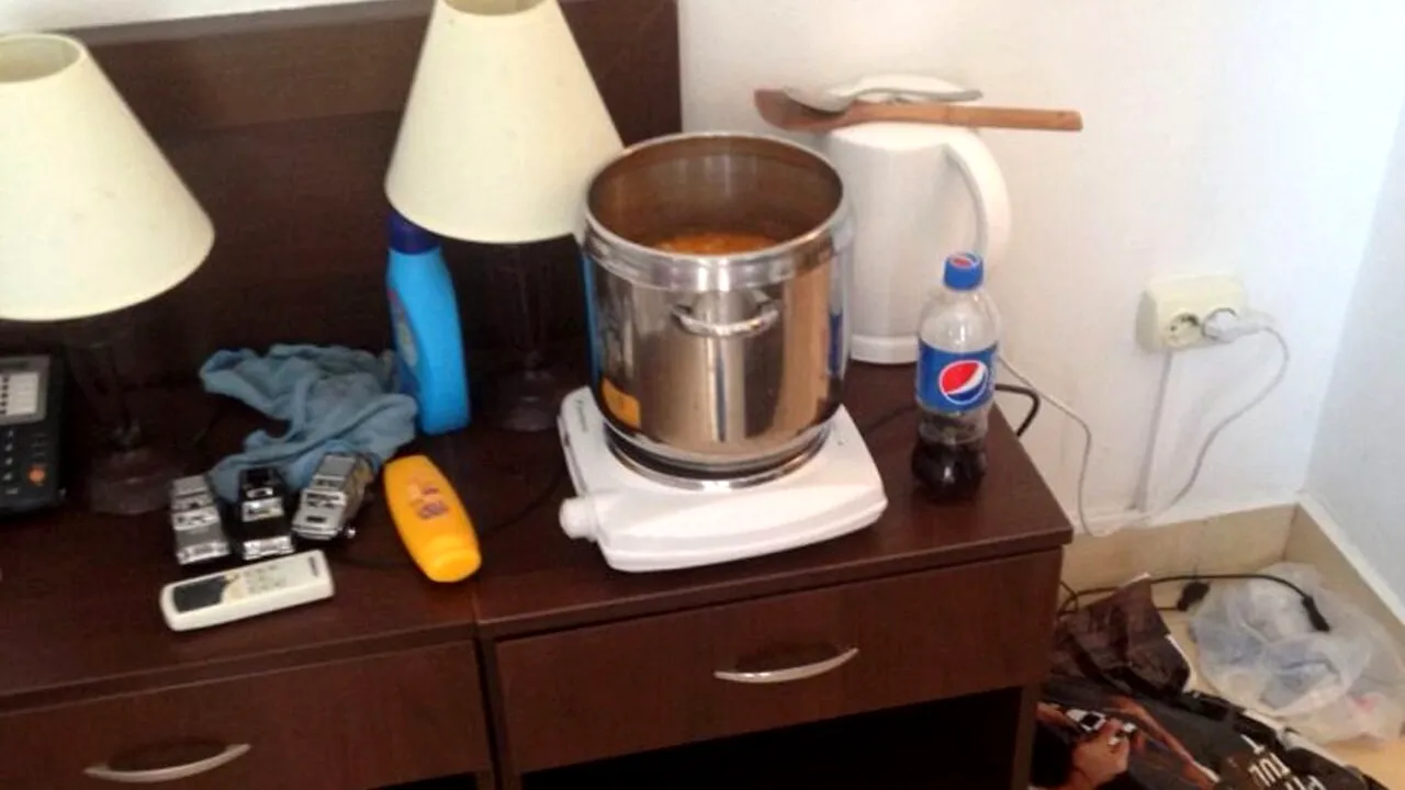 Nesimțire crasă în Eforie Nord! Doi turiști au gătit ciorbă în camera de hotel