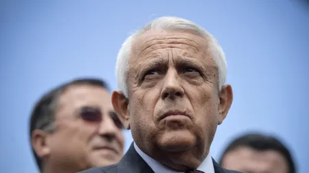 PNL cere demisia lui Petre DAEA, după ce ministrul a comparat EXTERMINAREA victimelor de la AUSCHWITZ cu incinerarea PORCILOR BOLNAVI. „Am exprimat doar durerea sufletească!
