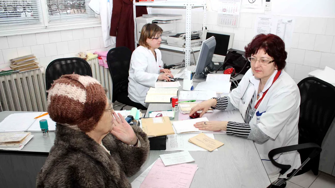 A doua zi de proteste ale medicilor de familie: Sunt doctori cărora le e frică. Mulți deja și-au depus cereri de emigrare