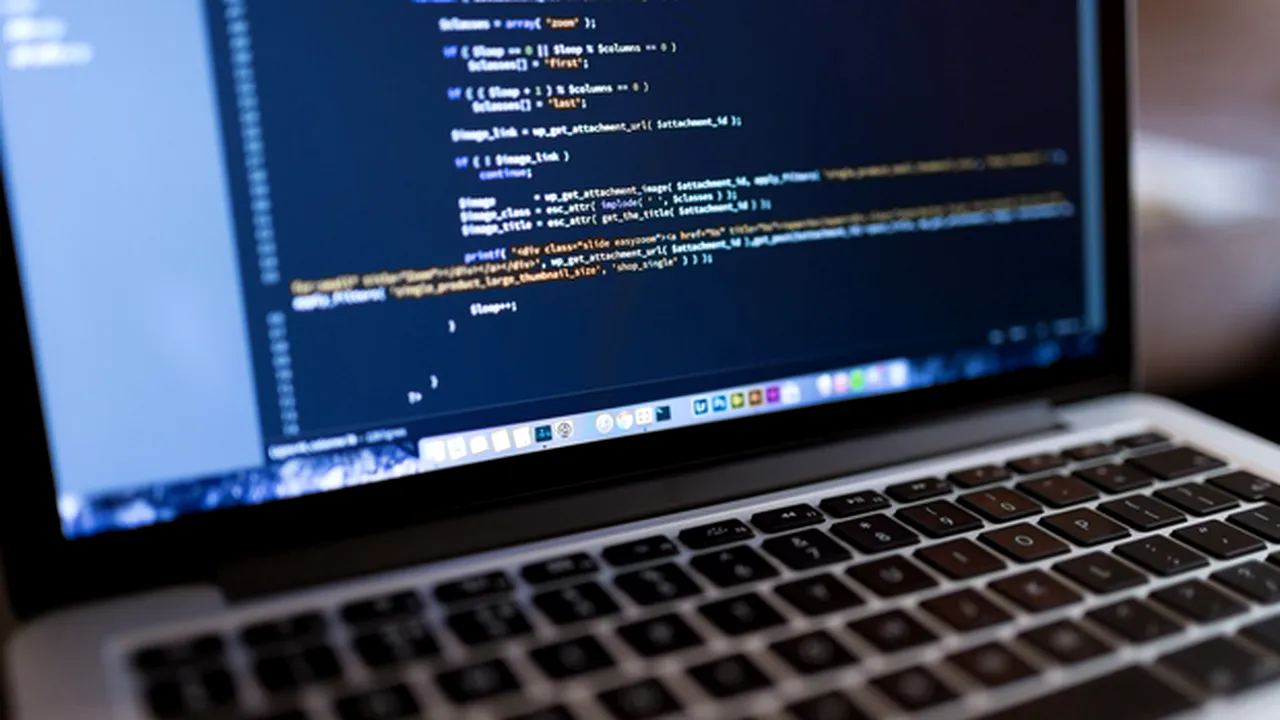 Ce limbaj de programare ar trebui să învețe prima dată cei care vor să devină programatori