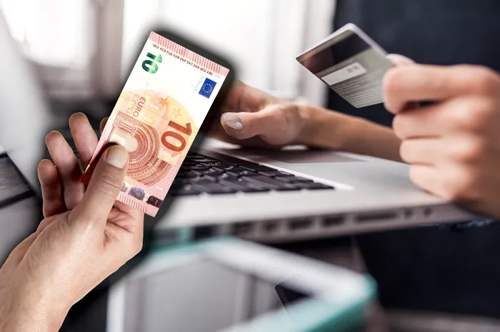 Ce a descoperit un bărbat, după ce a depus 10 euro într-un cont bancar, apoi a uitat de el timp de 20 de ani