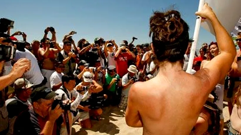 Protest topless la Rio. Braziliencele cer abrogarea legii care le interzice să facă plajă fără sutien