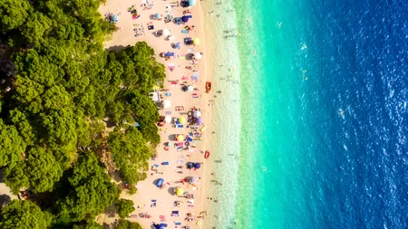 Țara din Europa unde găsești cea mai CURATĂ apă. Este destinația ideală pentru o vacanță de vis