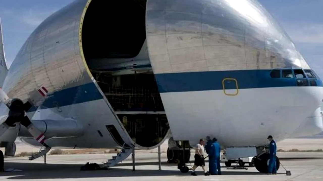 INEDIT. Avionul NASA care 