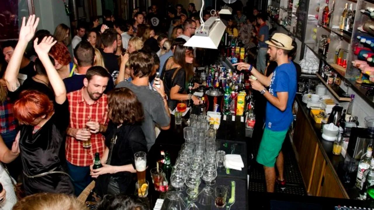 Tinerii ar putea intra în cluburi și discoteci doar împreună cu părinții