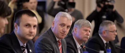 Cine-l înlocuiește pe Țuțuianu la șefia Comisiei SRI