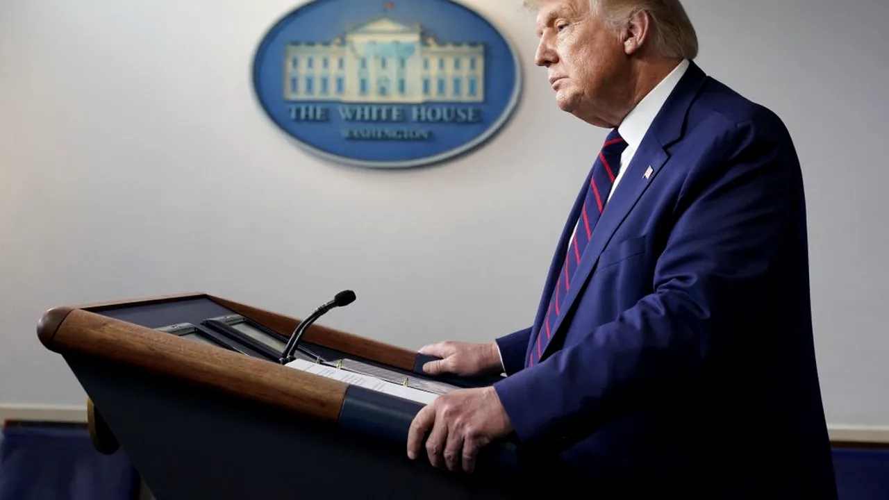 Donald Trump prezintă simptome „de răceală”, după ce s-a infectat cu COVID-19