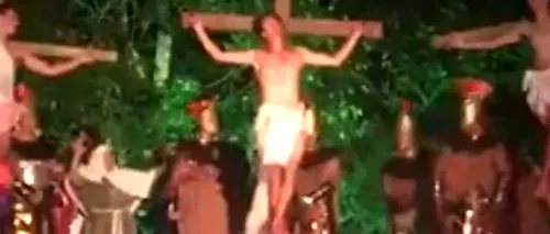 Cum a reacționat un spectator din Brazilia, după ce un „soldat roman l-a „răstignit pe Iisus, în timpul unei reprezentații. „Am început să tremur, am plâns