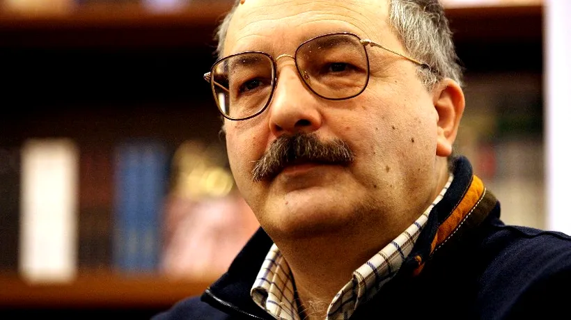Istoricul Alex Mihai Stoenescu a fost declarat colaborator al Securității de către CAB
