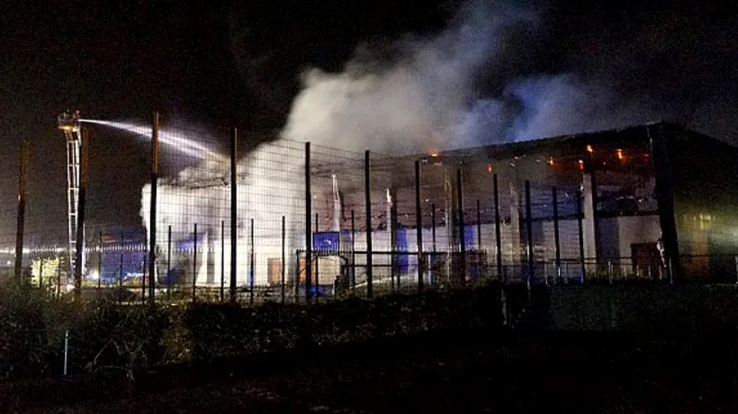 Cinci persoane au fost rănite după ce la un centru de refugiați din Germania a izbucnit un incendiu. Nu este exclusă ipoteza unui atac al extremiștilor