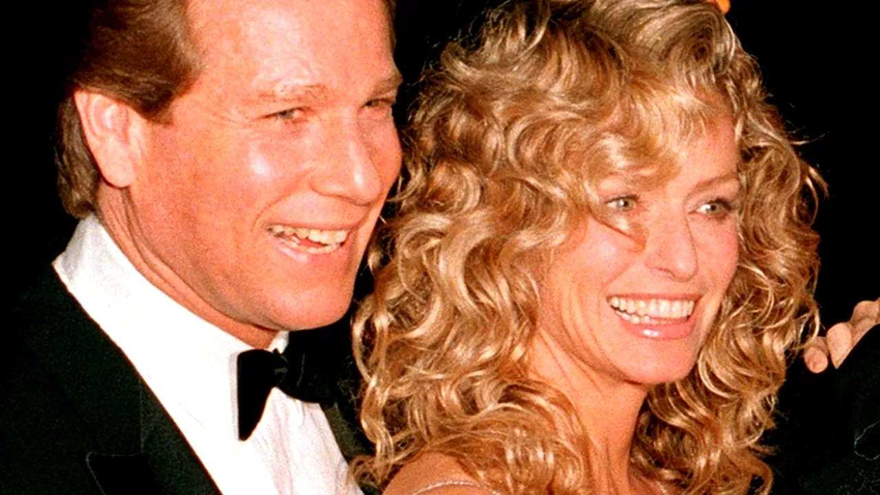 Ryan O'Neal, acuzat că a furat un tablou de Andy Warhol, în valoare de 12 milioane de dolari